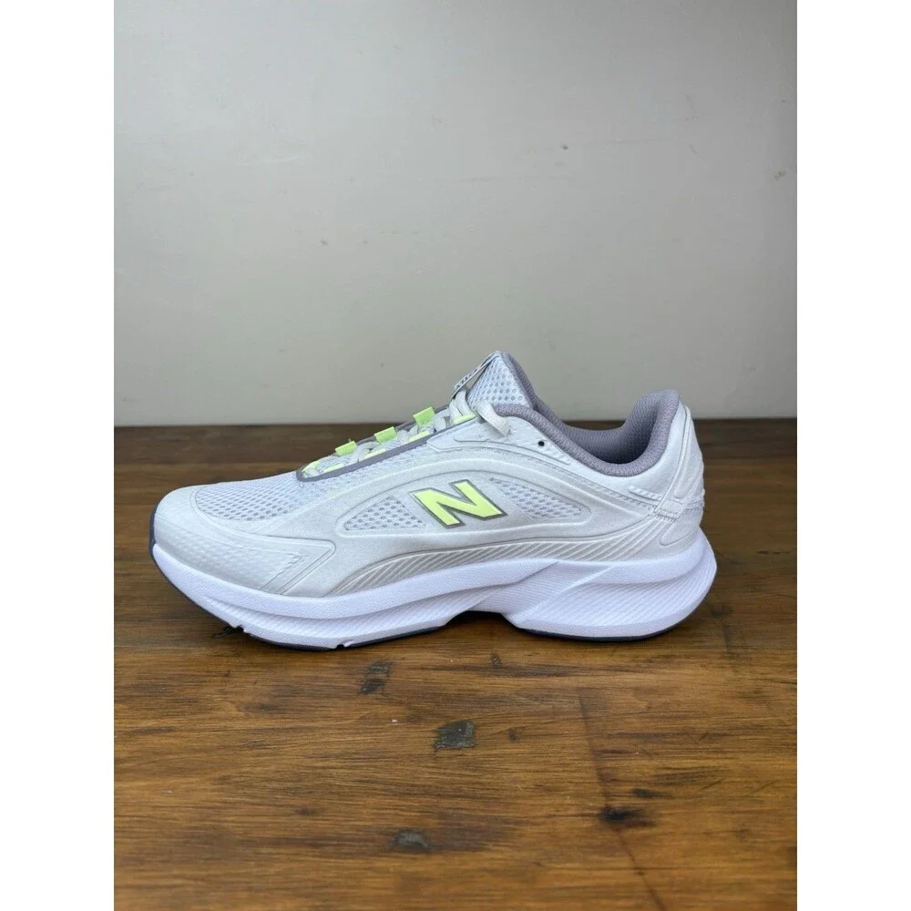 New Balance CTLYST Women’s 8.5 Shoes Sea Salt Truffle White Training Gym Walking